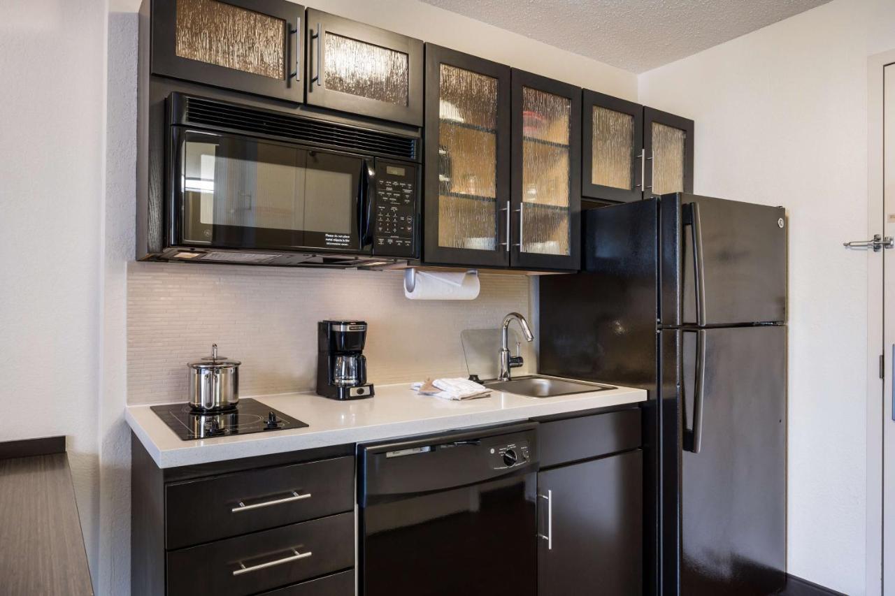 Sonesta Simply Suites Austin The Domain Area Exterior photo